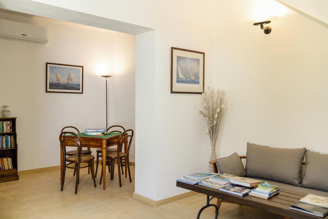 Il Palmento B&B Palmariggi Bagian luar foto